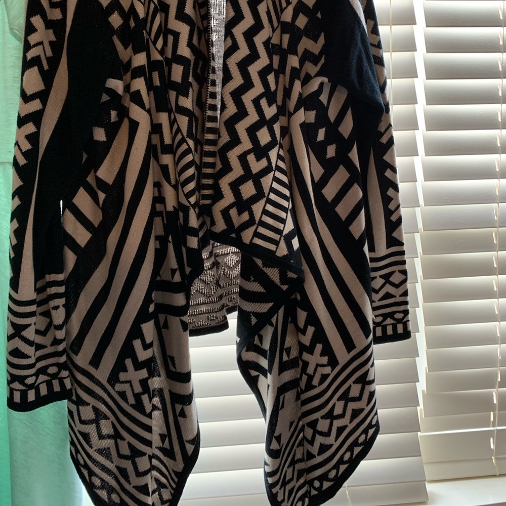 3 Sisters cardigan